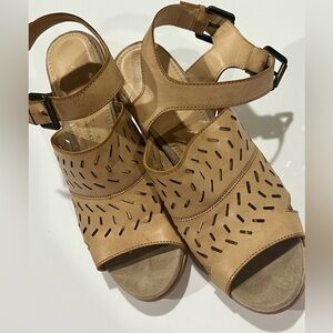 Very Volitle leather heeled sandals.